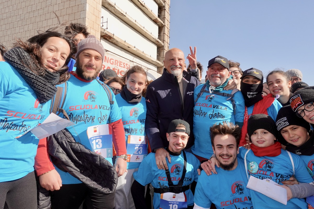 Il vento e il freddo non fermano i ragazzi impegnati alla Family Run & Friends di Napoli